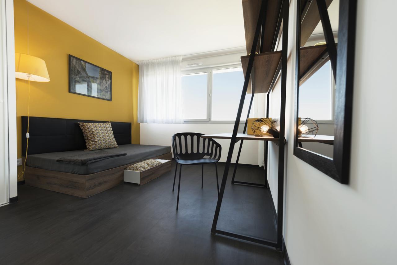 Residence Uxco Kampus 30 Ex Suiteasy Нім Екстер'єр фото